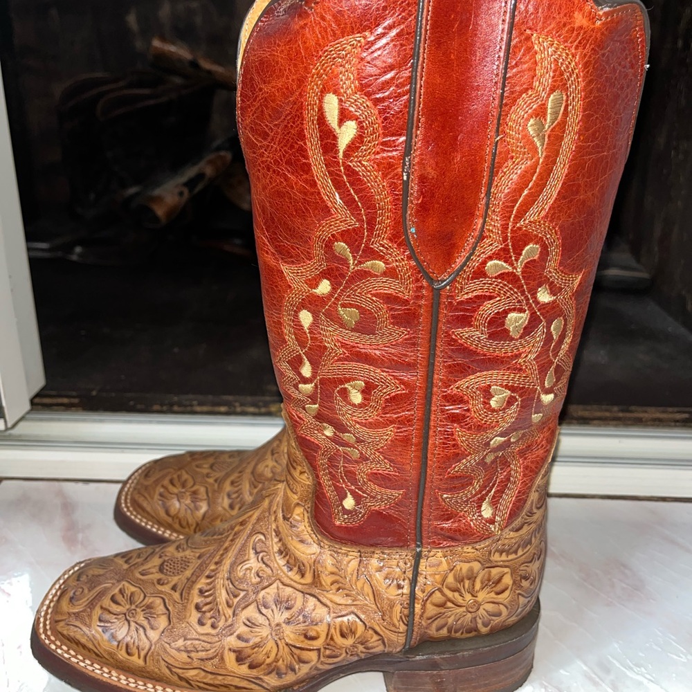 Tooled cowgirl boots